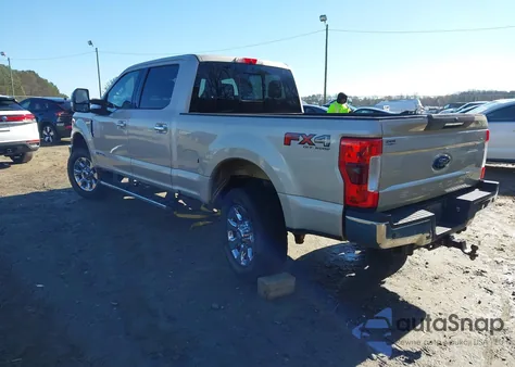 2017 Ford F-250 Lariat z USA, uszkodzony, nr VIN 1FT7W2BT1HEC18253